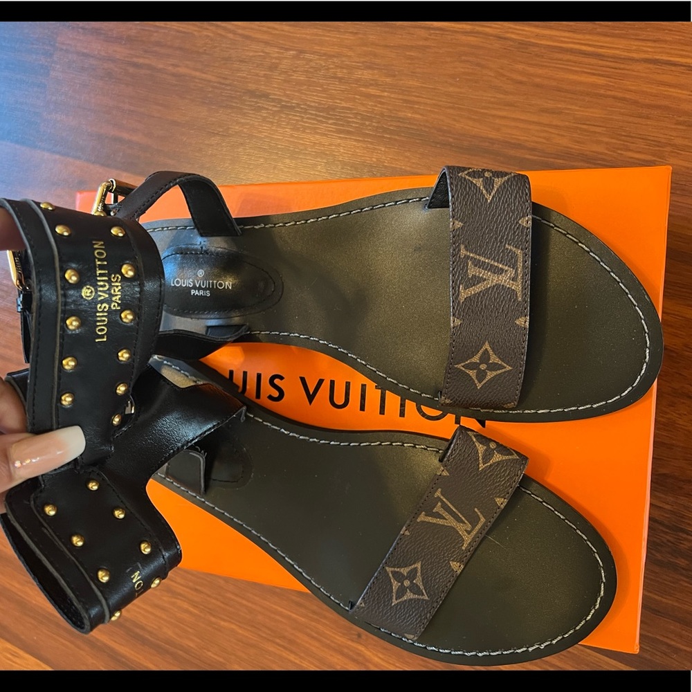 Brand new- never worn Louis Vuitton sandals- Size 40